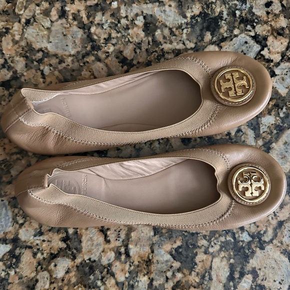 Tory Burch Claire Elastic Travel Ballet Flats - Picture 5 of 8